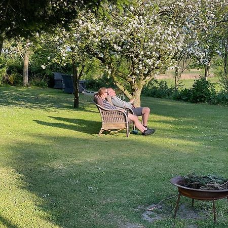 Dobbelt Vaerelse Carlsminde Apartamento Stenstrup Exterior foto